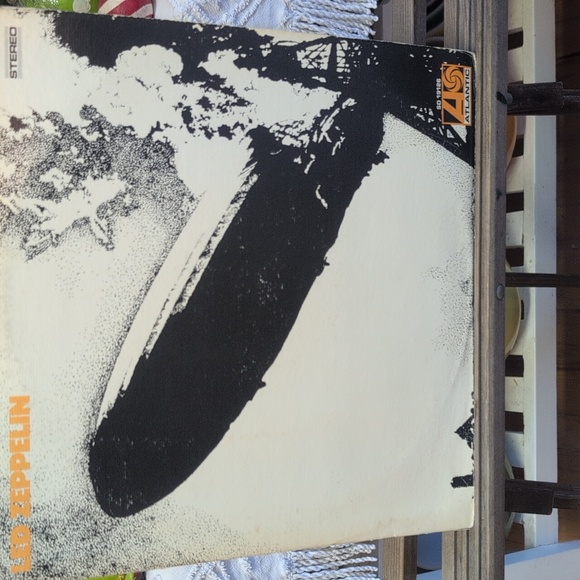 Led Zeppelin Authentic Vintage Vinyl Record's&Music Guitar Book - Picture 13 of 16